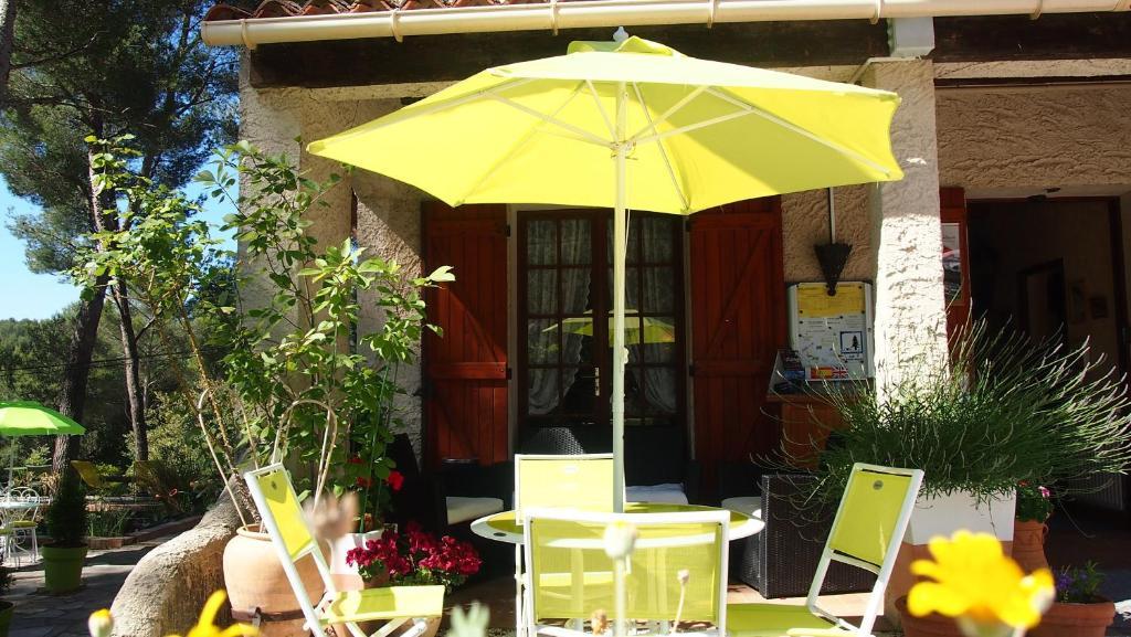 La Cigaliere Hotel Le Beausset Exterior foto
